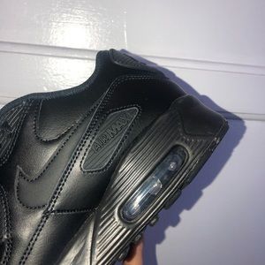 blk nike air max